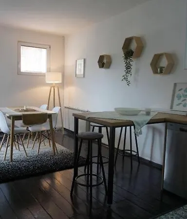 Apartment Cosy In The Heart Of