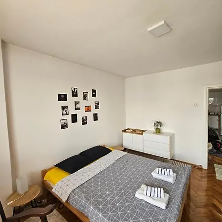 Apartment Cosy In The Heart Of *