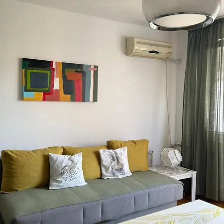 Daire Cosy In The Heart Of Üsküp